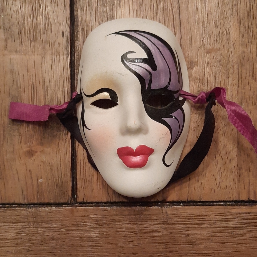 Ceramic mask